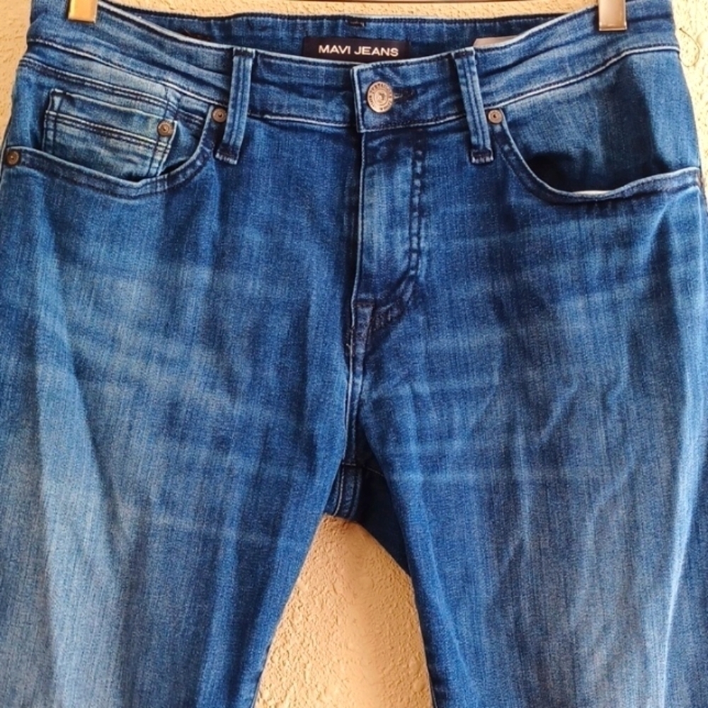 MAVI Jeans. - Picture 2 of 9